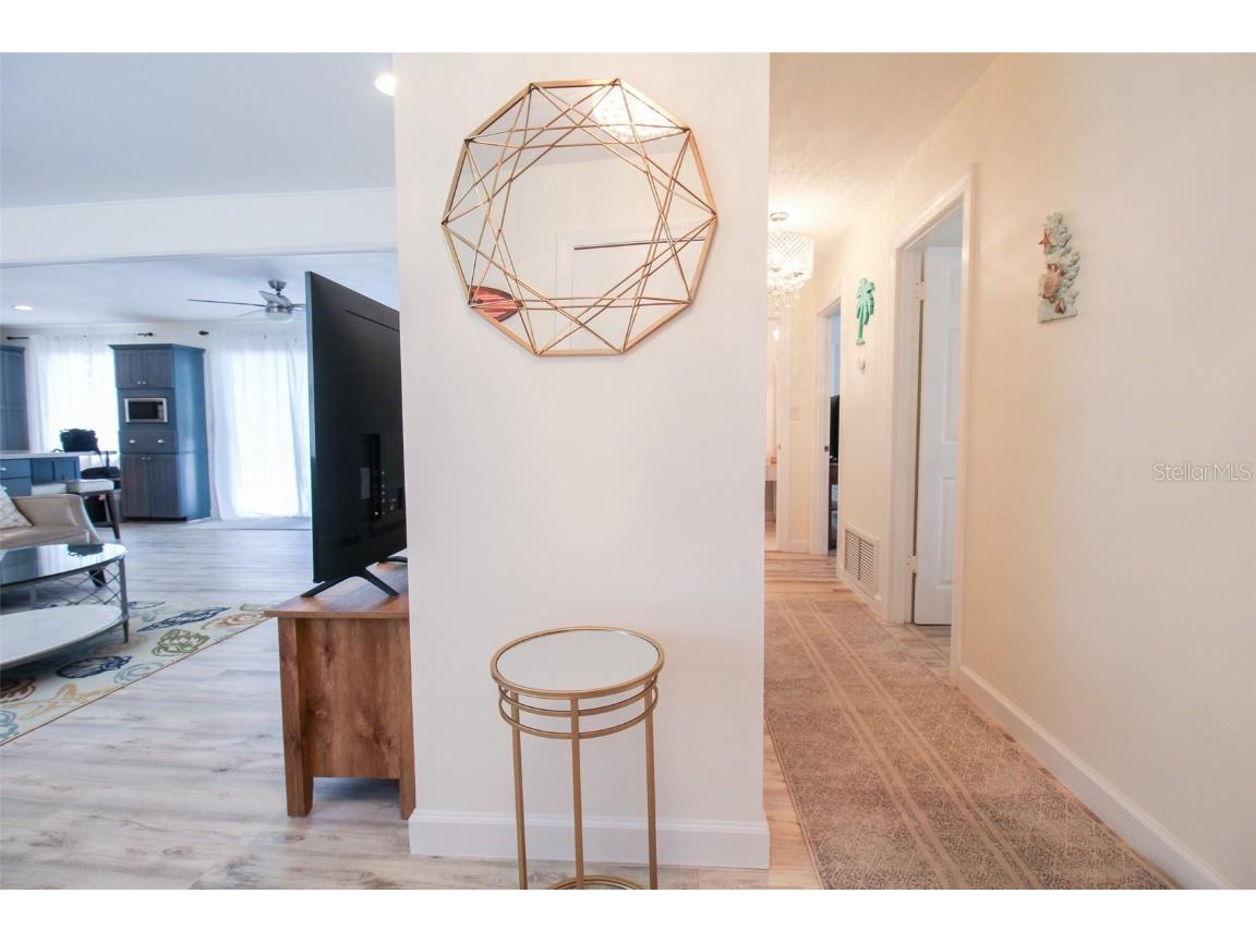 2232 Pine Terrace Sarasota FL 34231 A4510183 image4