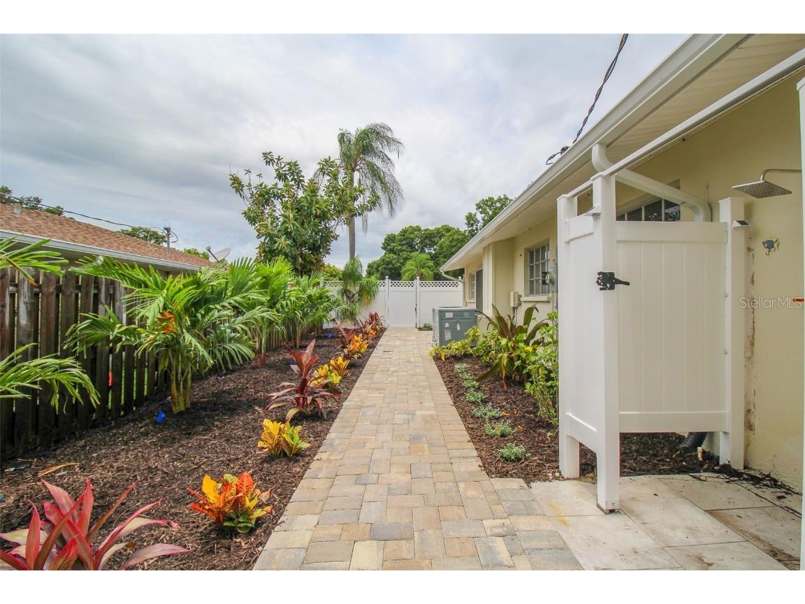 2232 Pine Terrace Sarasota FL 34231 A4510183 image51