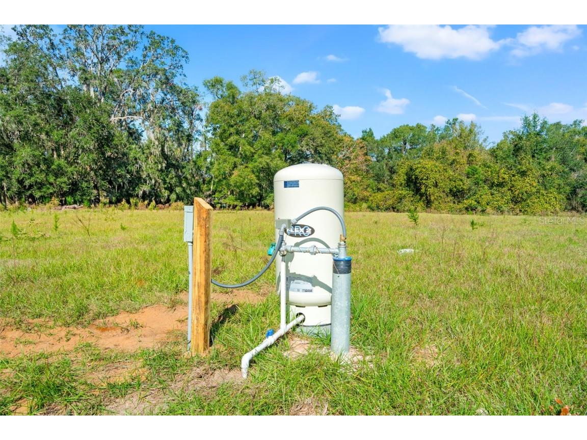 22325 Whitman Road Brooksville FL 34601 W7877456 image3