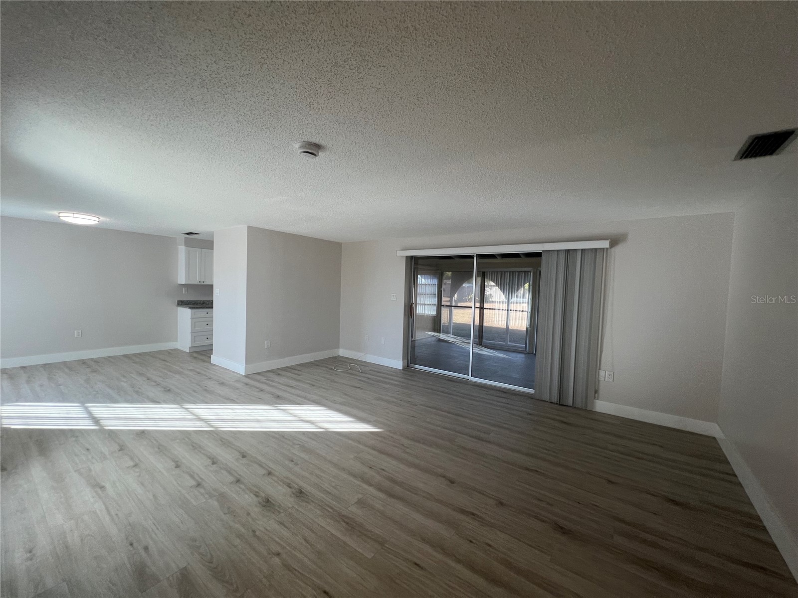 22328 Yonkers Avenue Port Charlotte FL 33952 C7518856 image3