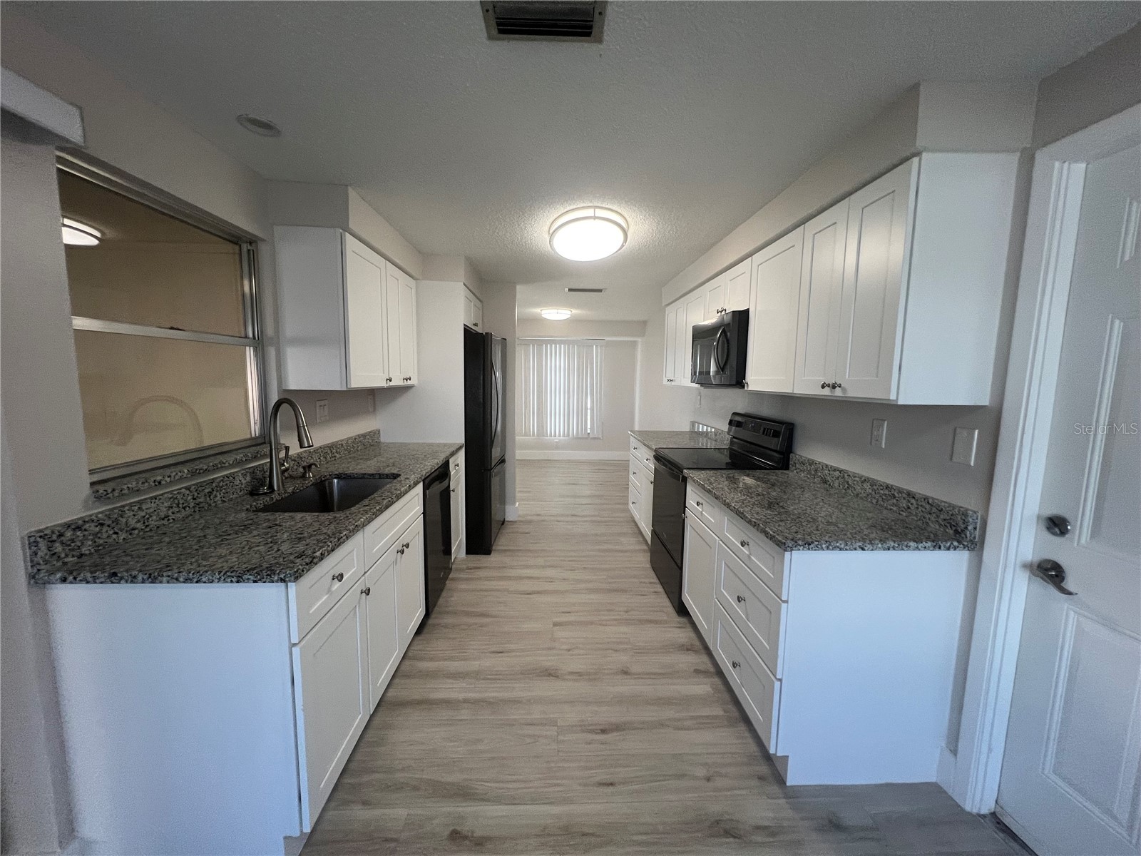 22328 Yonkers Avenue Port Charlotte FL 33952 C7518856 image8