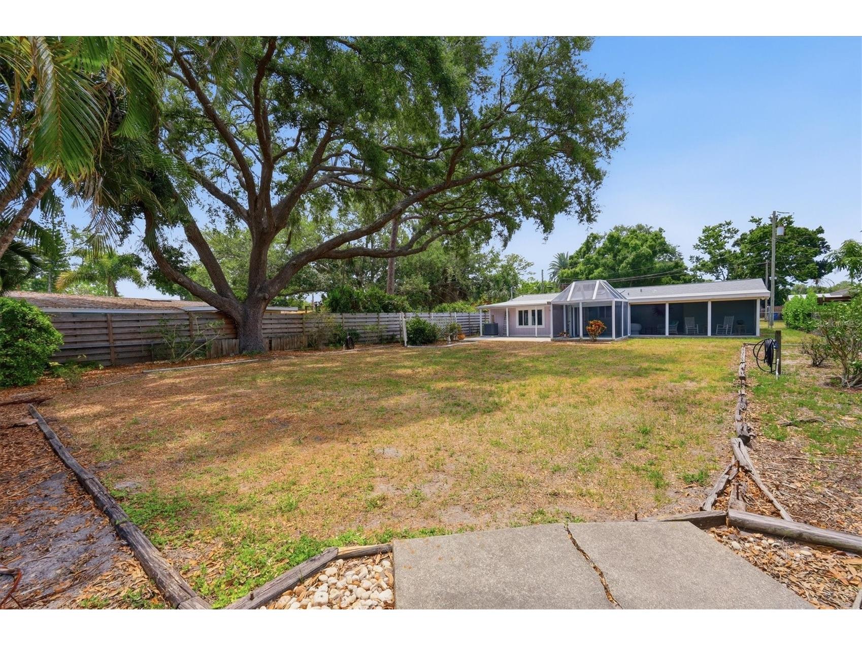2233 Alice Road Sarasota FL 34231 A4694209 image33