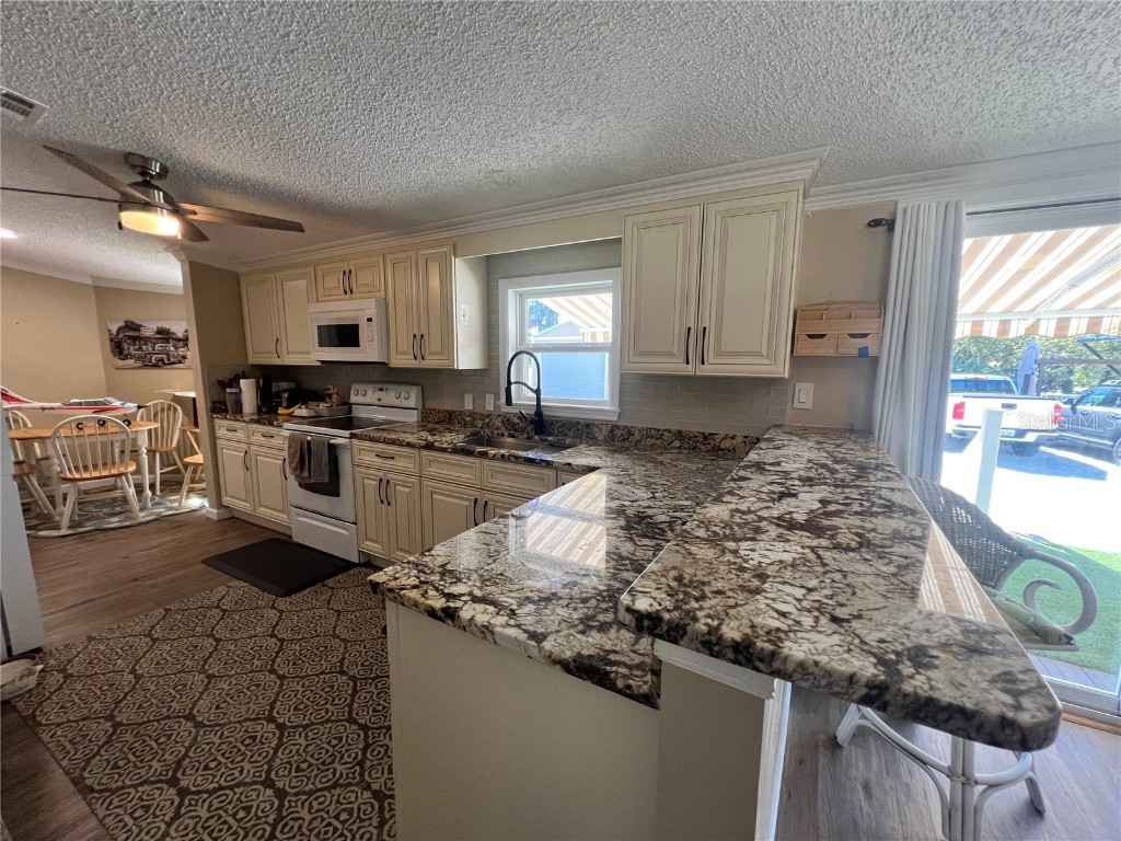 2233 Brookwood Drive Englewood FL 34224 - OYSTER CREEK D6144152 image8