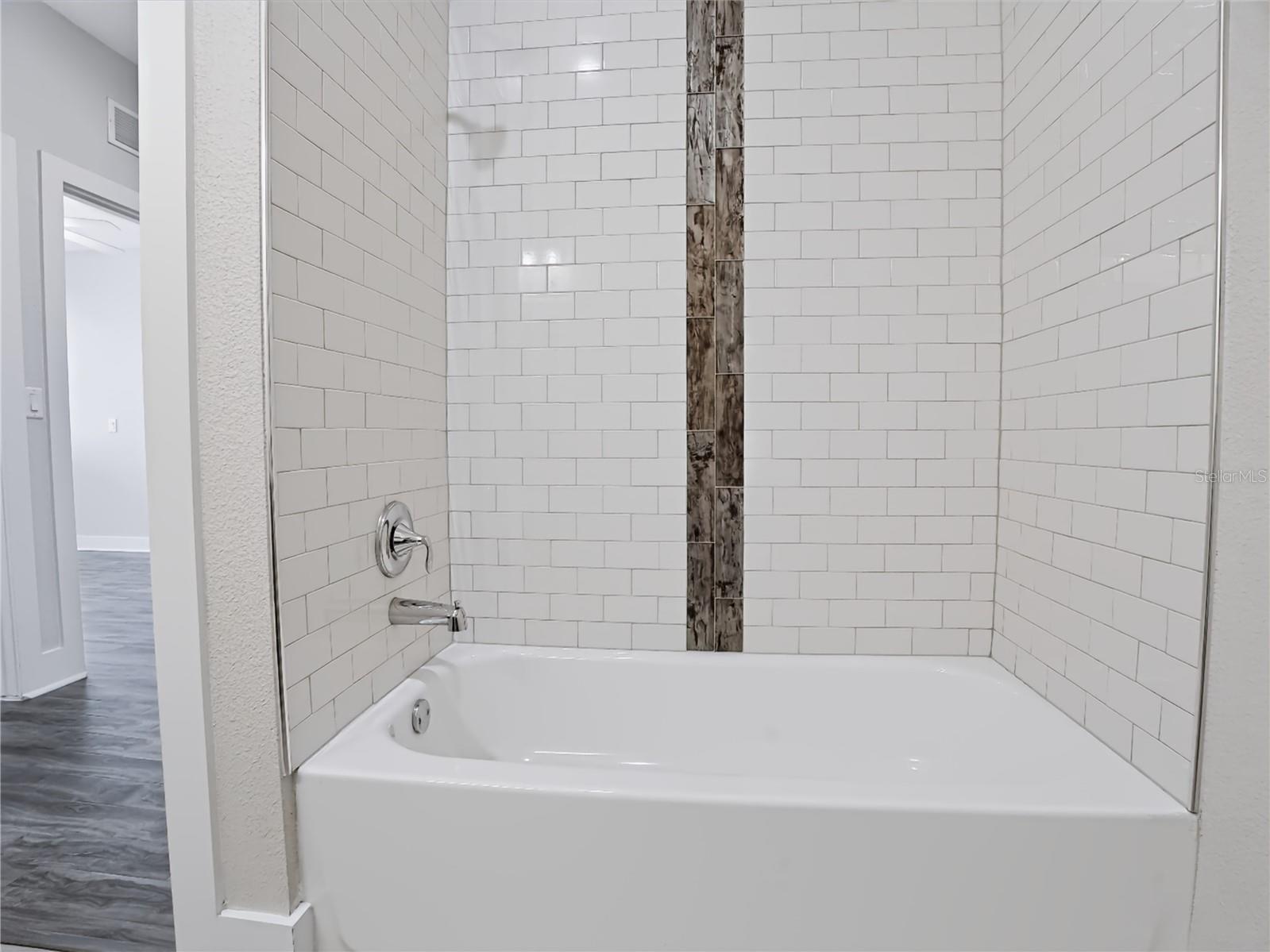 2233 E Kaley Avenue #6 Orlando FL 32806 O6417565 image22