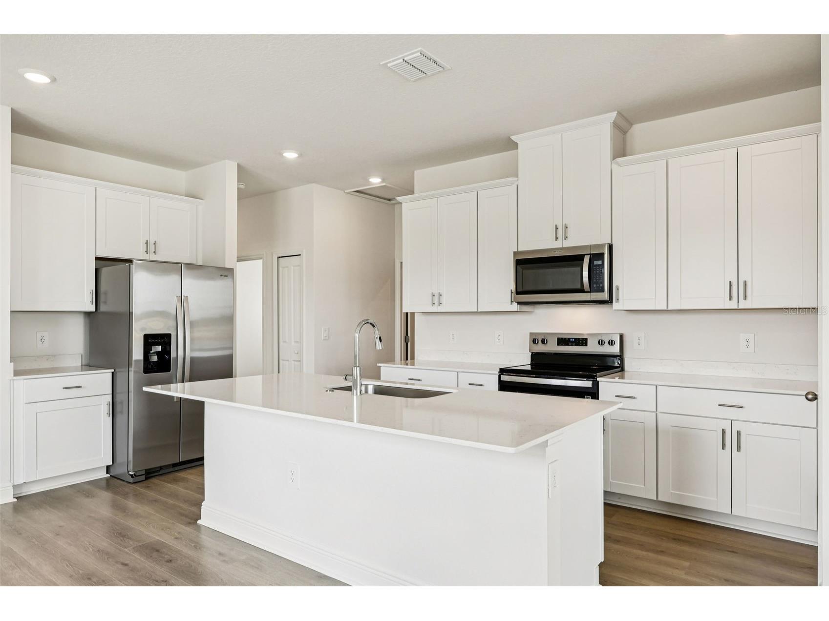 2233 Hen Road Minneola FL 34715 O6335135 image14