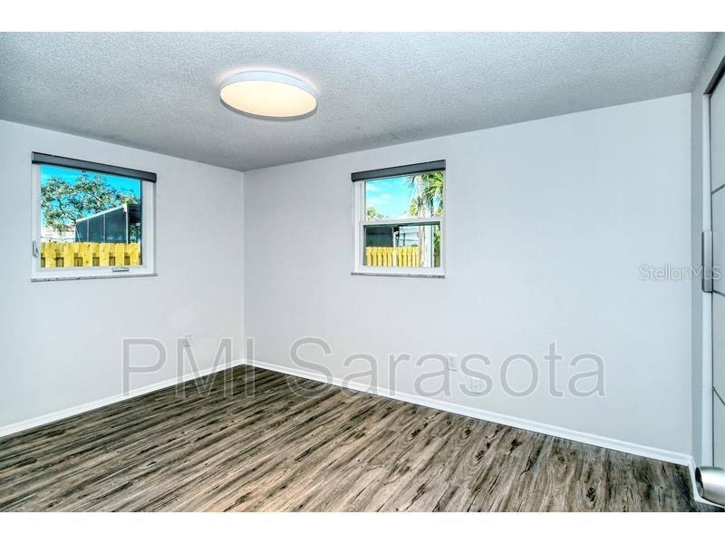 2233 Michele Drive Sarasota FL 34231 A4660120 image6