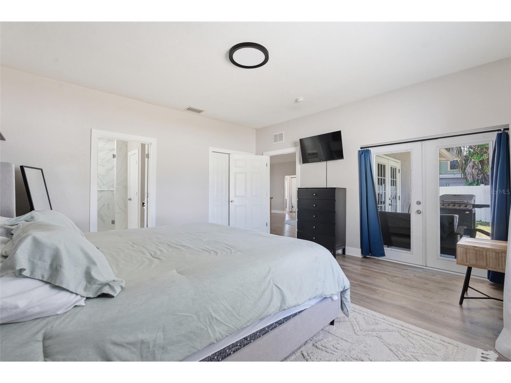 2233 Trelain Drive S Saint Petersburg FL 33712 TB8498363 image19