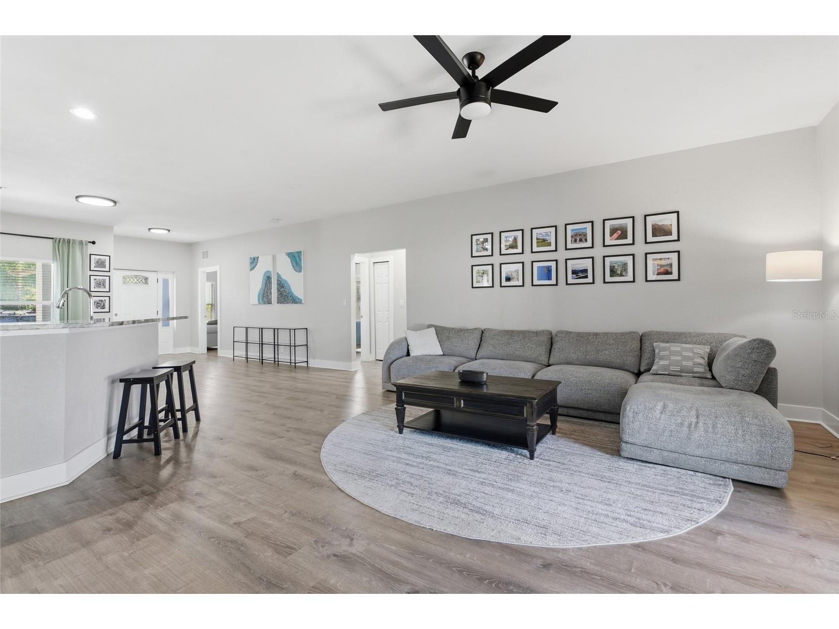 2233 Trelain Drive S Saint Petersburg FL 33712 TB8498363 image3