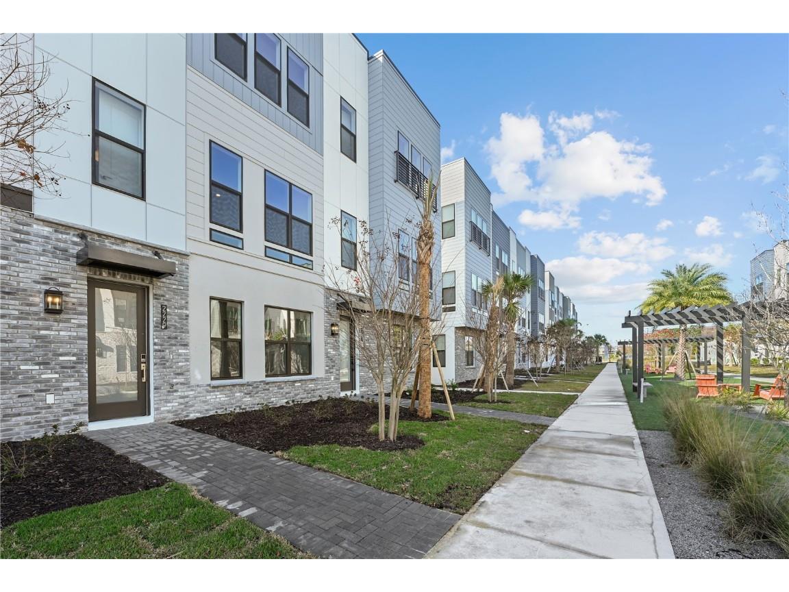 2233 Valentine Alley Orlando FL 32804 O6317088 image1