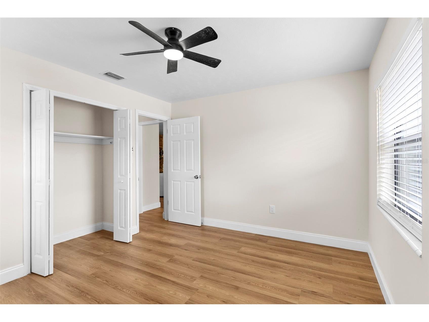2233 Wolf Road Orlando FL 32808 O6407379 image22