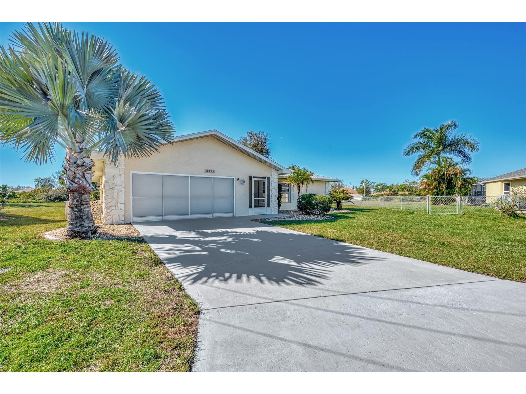 2233 Yeoman Court Punta Gorda FL 33983 C7519556 image1