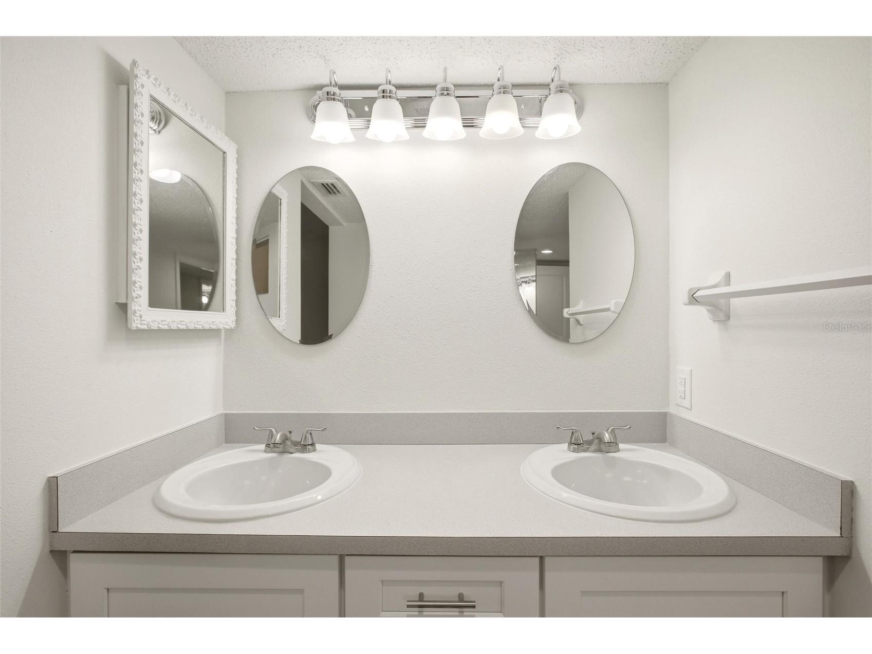 22333 Edgewater Drive #C2 Punta Gorda FL 33980 C7527511 image20