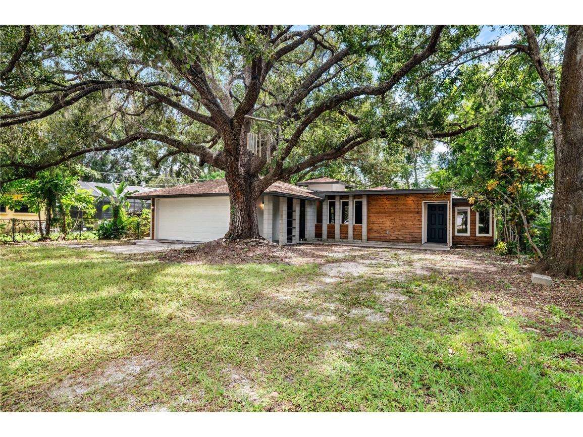 2234 Phillippi Street Sarasota FL 34231 C7516369 image2