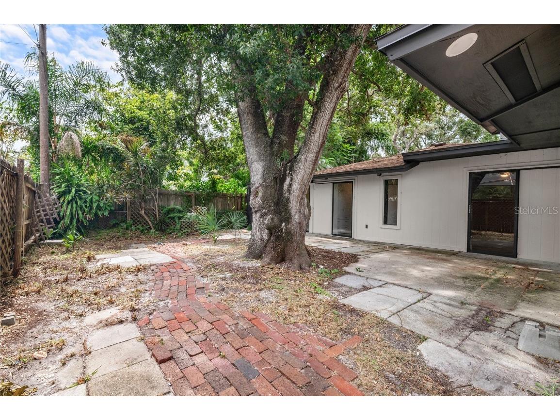 2234 Phillippi Street Sarasota FL 34231 C7516369 image25