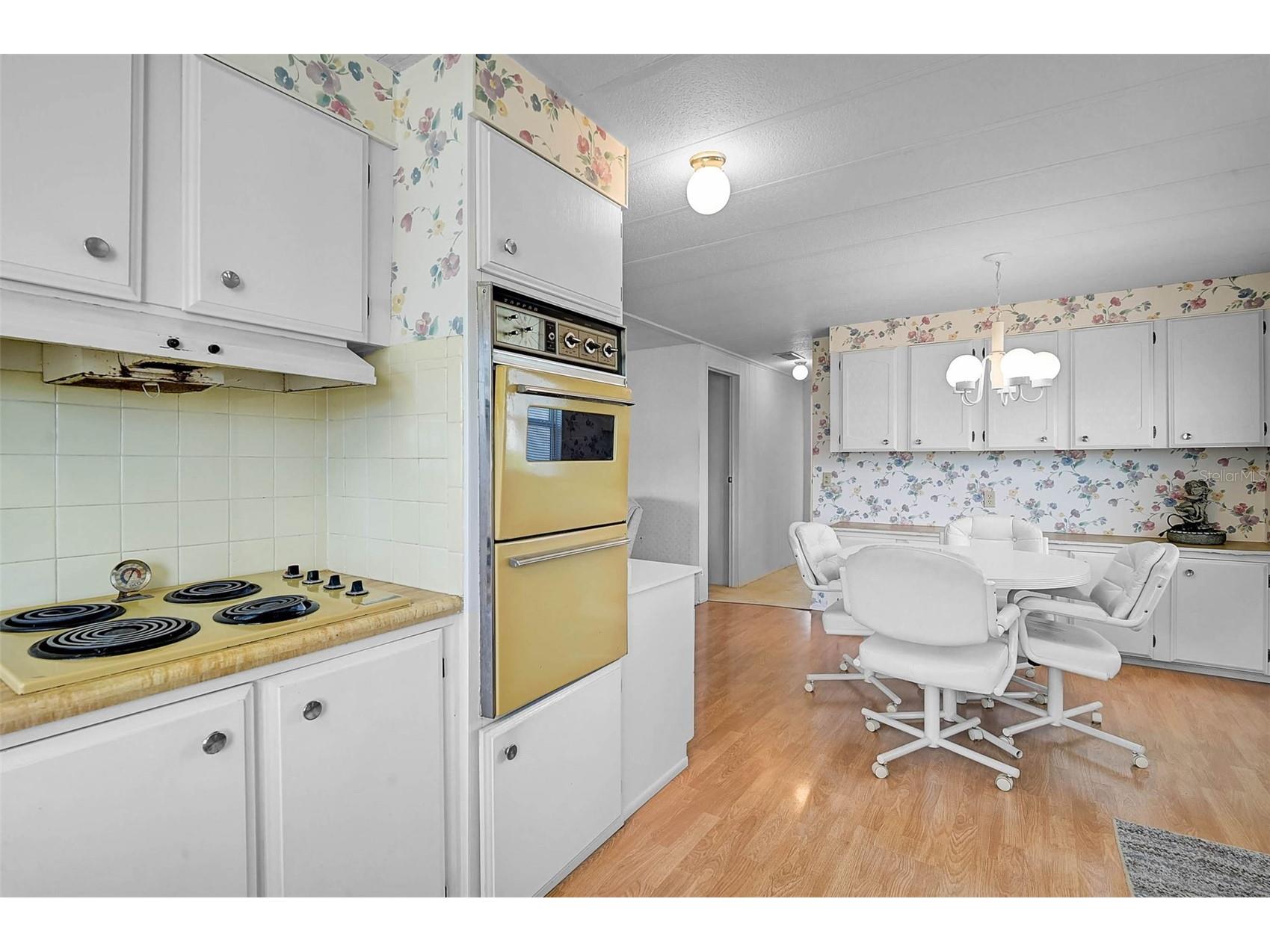 2234 Piazza Drive Sarasota FL 34238 N6140737 image8