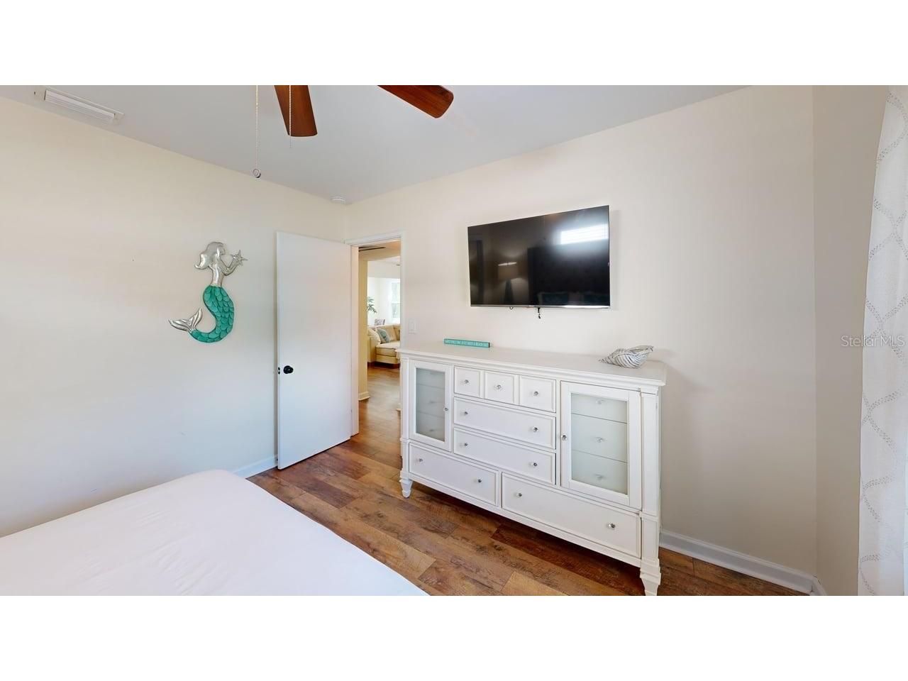 2235 20th St S Saint Petersburg FL 33712 TB8355828 image12