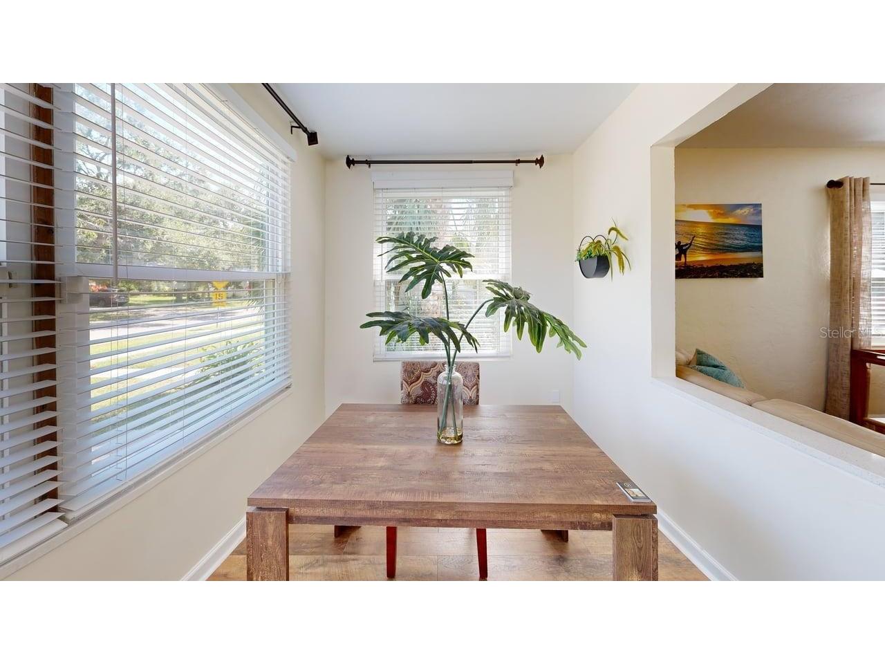 2235 20th St S Saint Petersburg FL 33712 TB8355828 image2