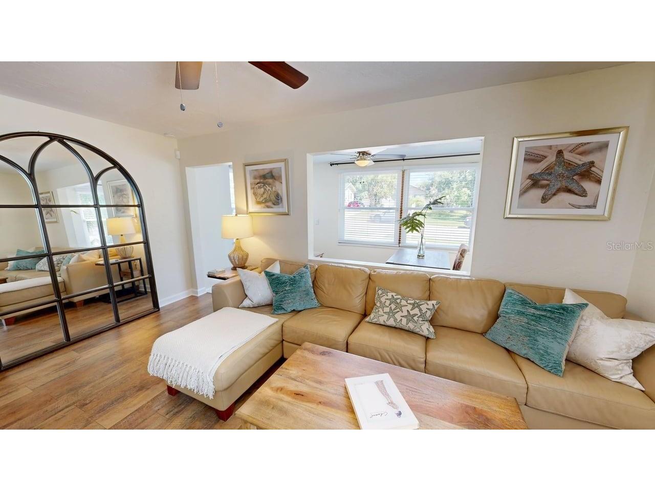 2235 20th St S Saint Petersburg FL 33712 TB8355828 image3