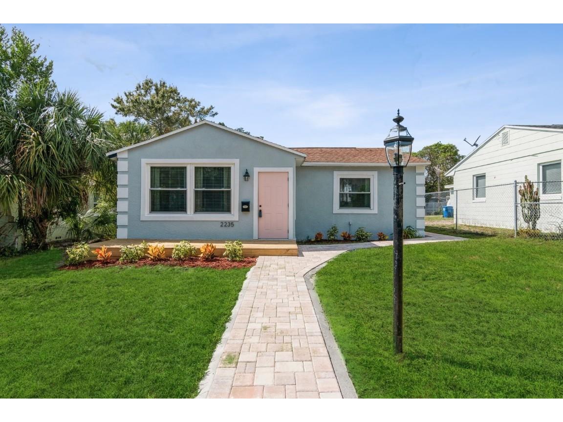 2235 20th Street S Saint Petersburg FL 33712 A4578580 image1