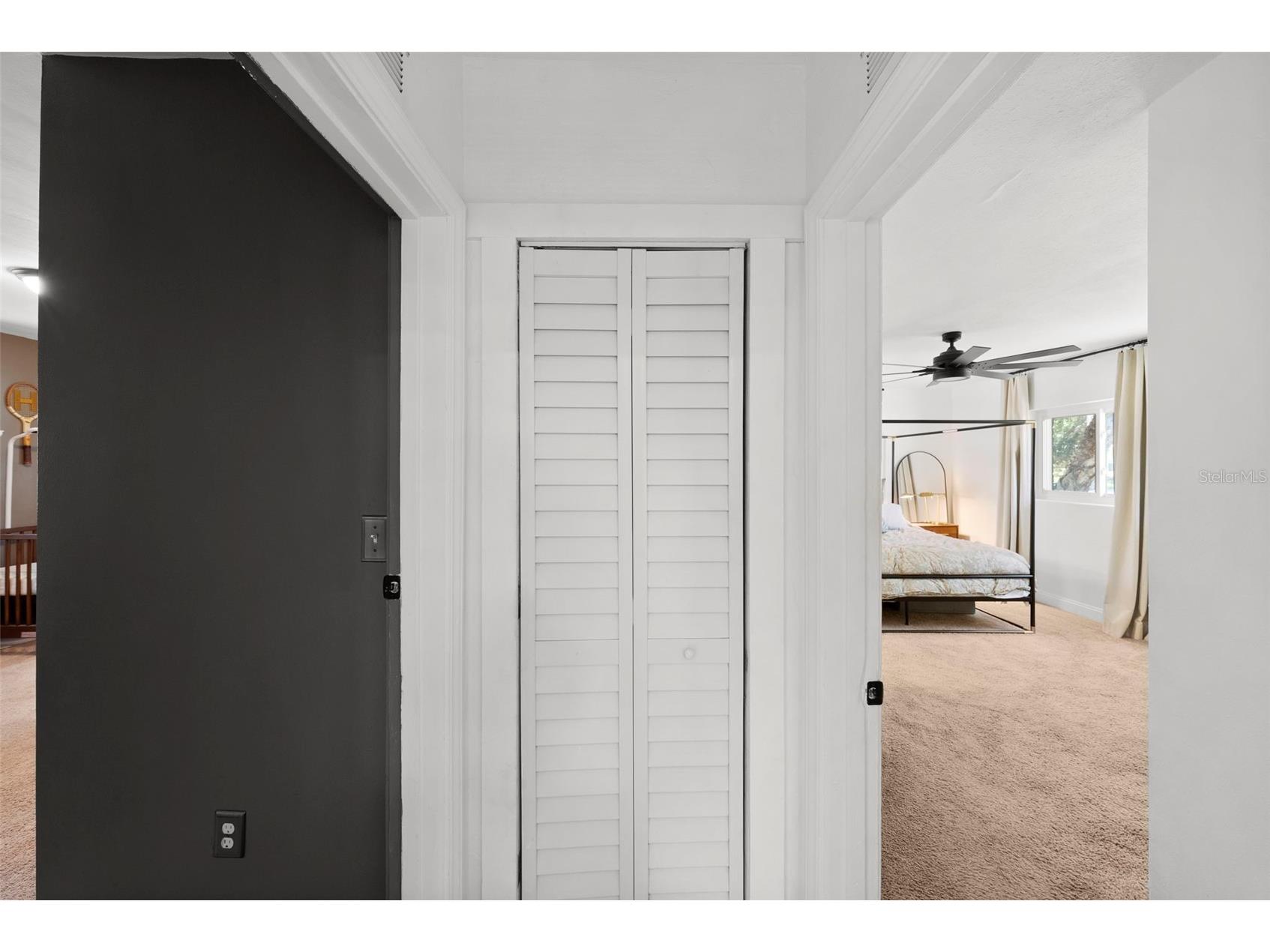 2235 5th Street S Saint Petersburg FL 33705 TB8528396 image18