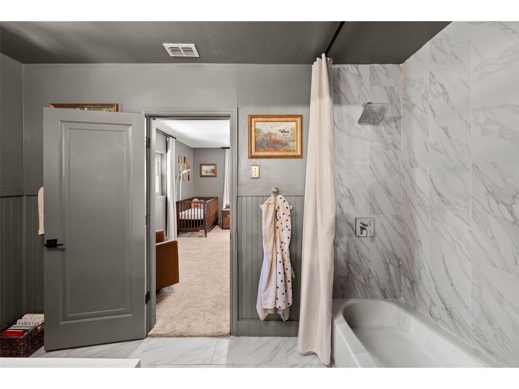 2235 5th Street S Saint Petersburg FL 33705 TB8528396 image25