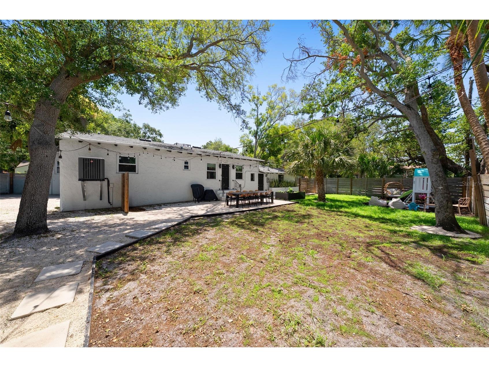 2235 5th Street S Saint Petersburg FL 33705 TB8528396 image33