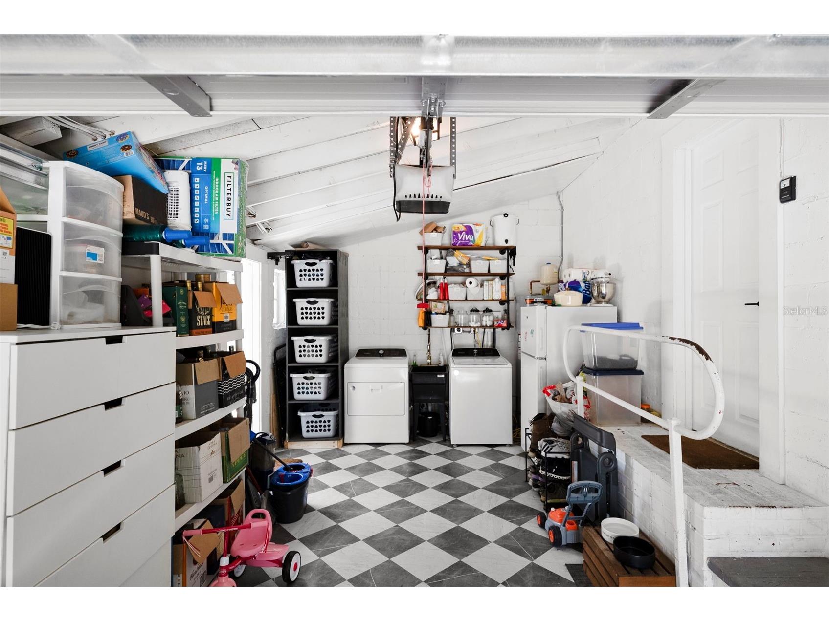 2235 5th Street S Saint Petersburg FL 33705 TB8528396 image40