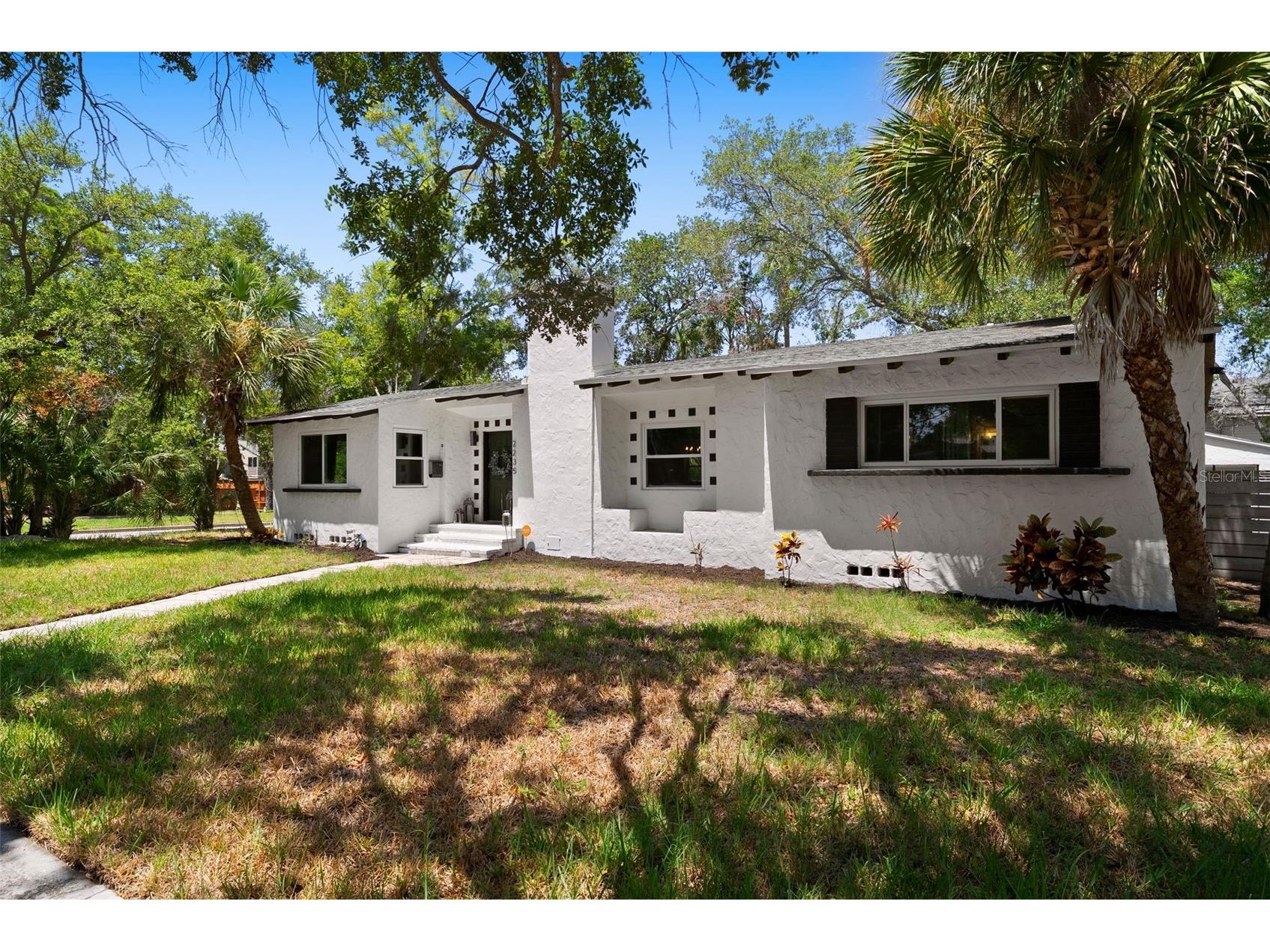2235 5th Street S Saint Petersburg FL 33705 TB8528396 image41