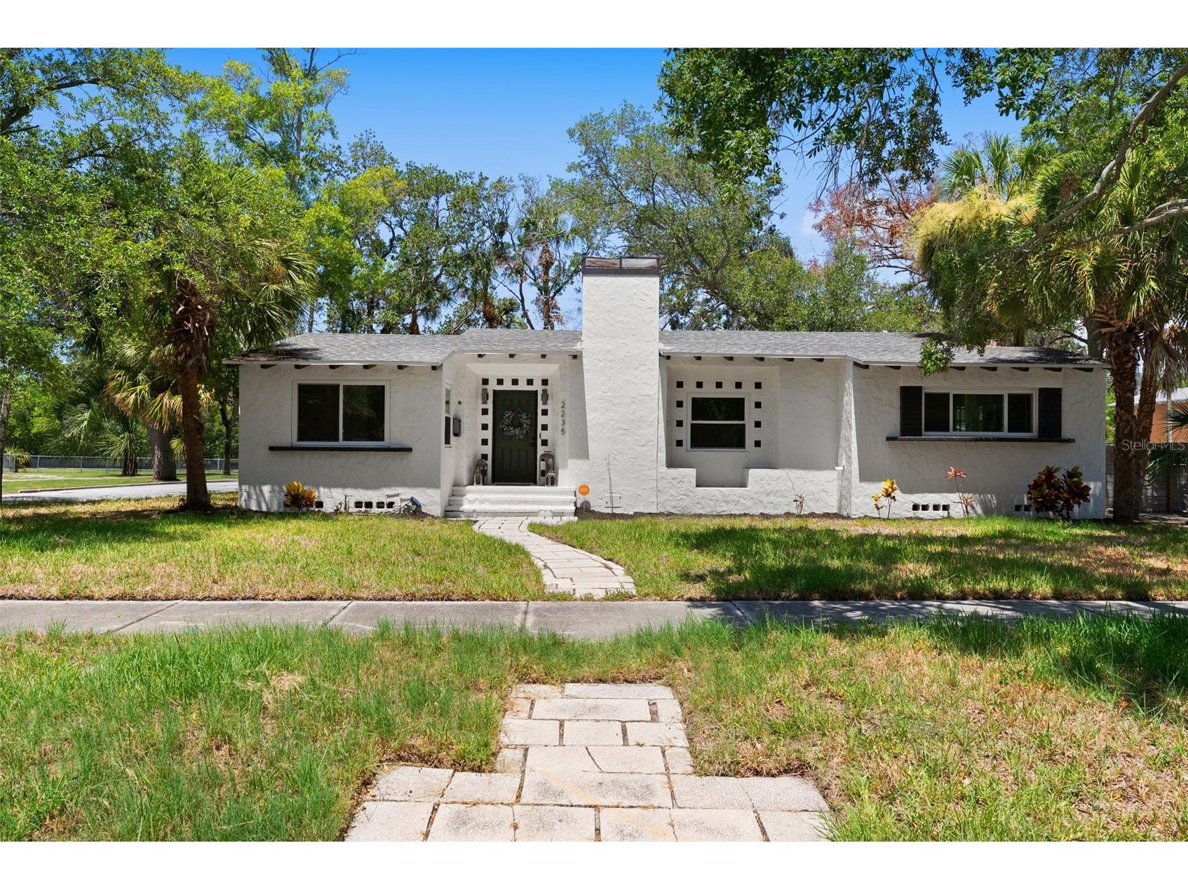 2235 5th Street S Saint Petersburg FL 33705 TB8528396 image42