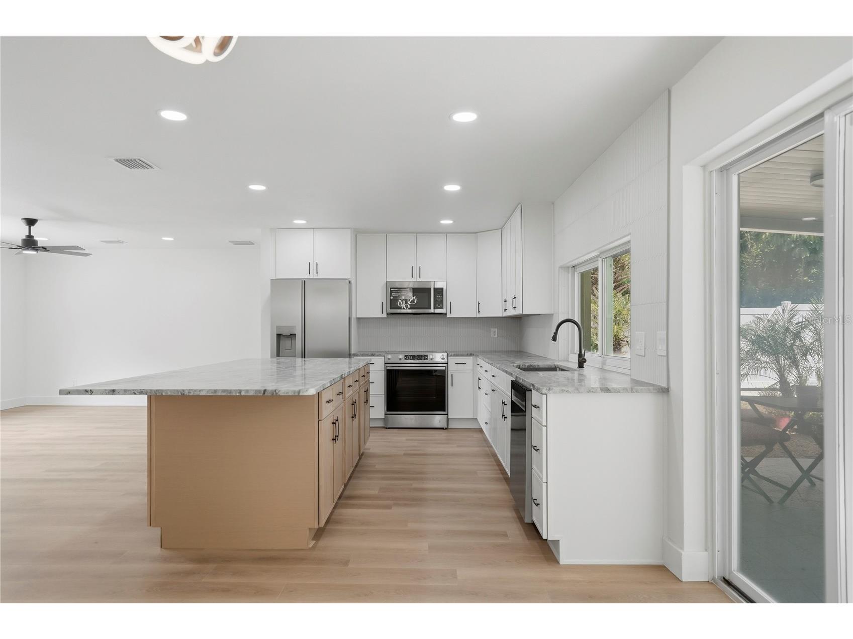 2235 Anastasia Way S Saint Petersburg FL 33712 TB8524037 image6