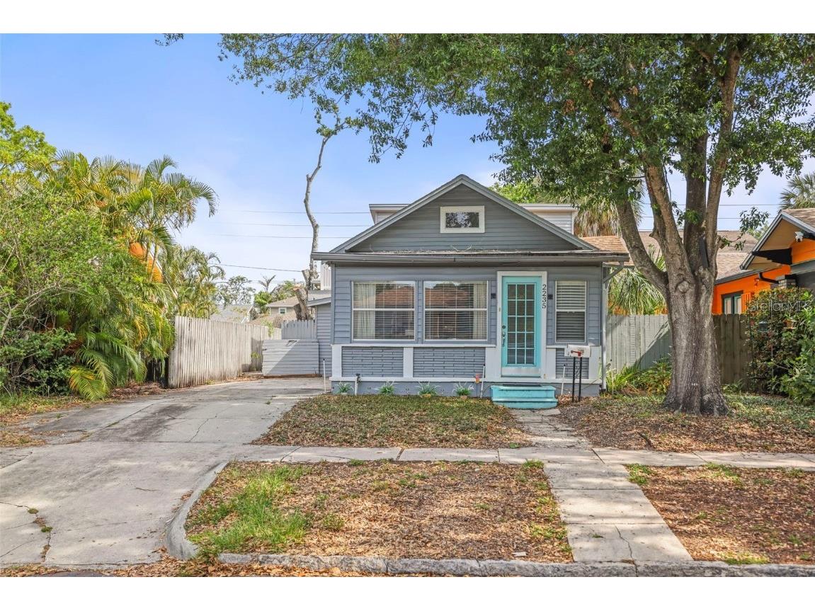 2235 Burlington Avenue N Saint Petersburg FL 33713 TB8379719 image1