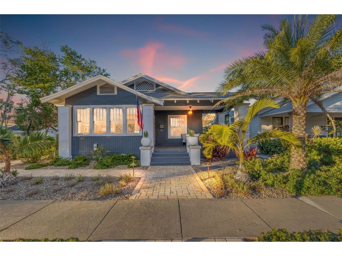 2235 Dartmouth Avenue N Saint Petersburg FL 33713 TB8326893 image1