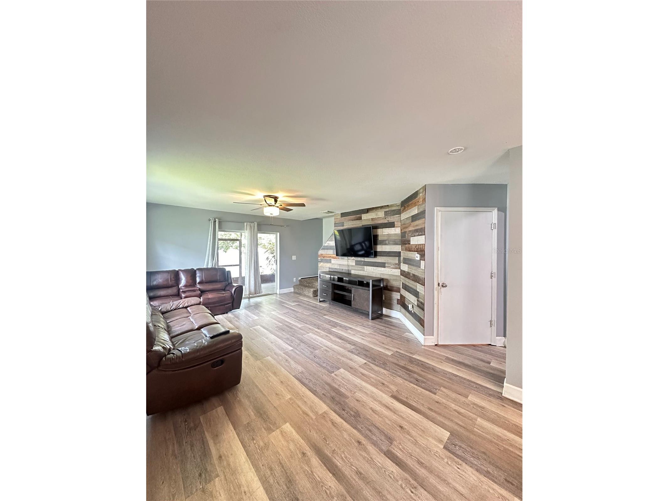 2235 Fluorshire Dr Drive Brandon FL 33511 TB8527525 image1
