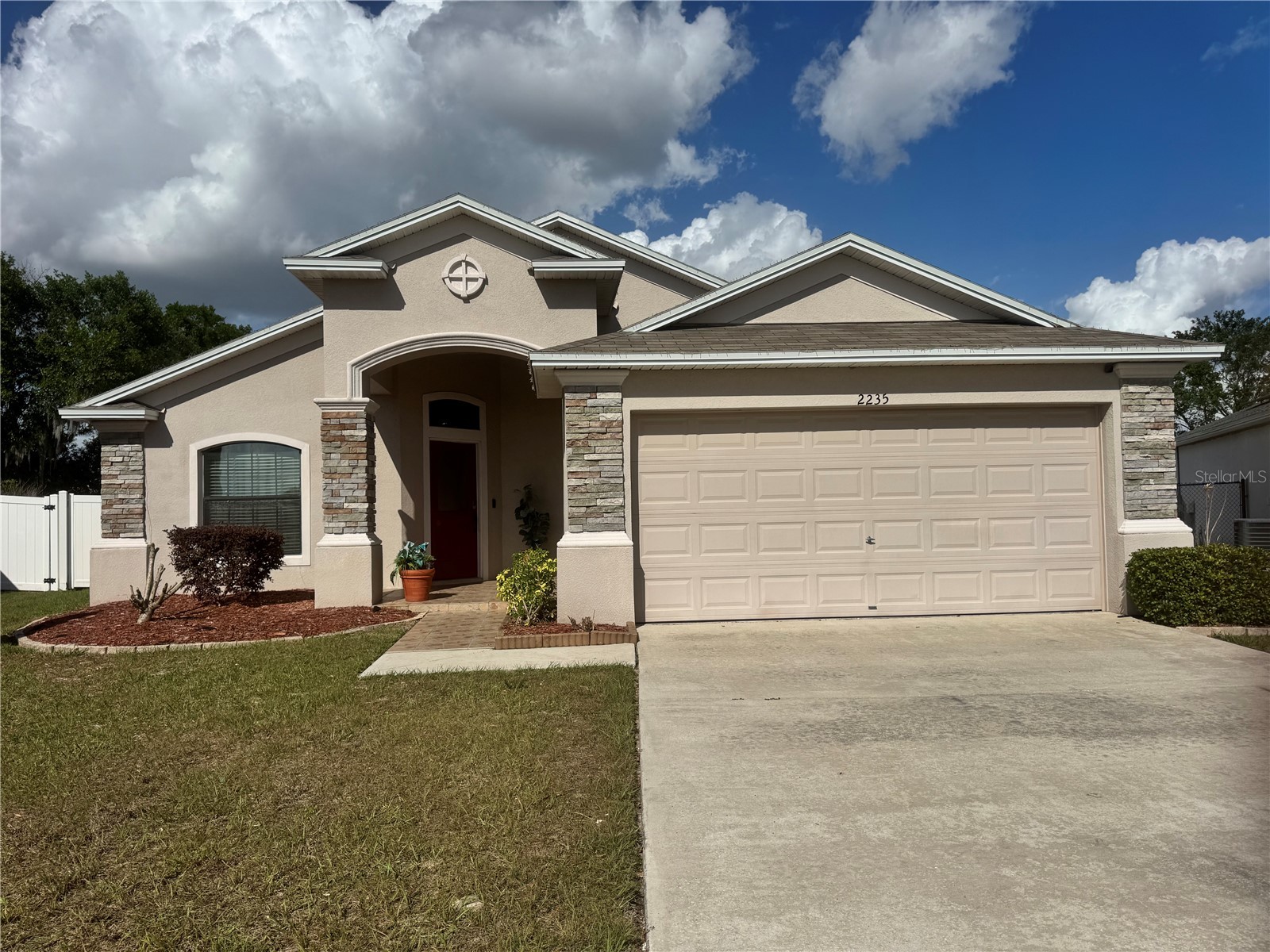 2235 Lakeridge Drive Winter Haven FL 33881 P4938412 image1