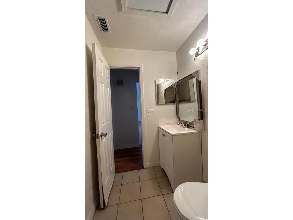 2235 Silver Pines Place #401 Orlando FL 32808 O6311879 image11