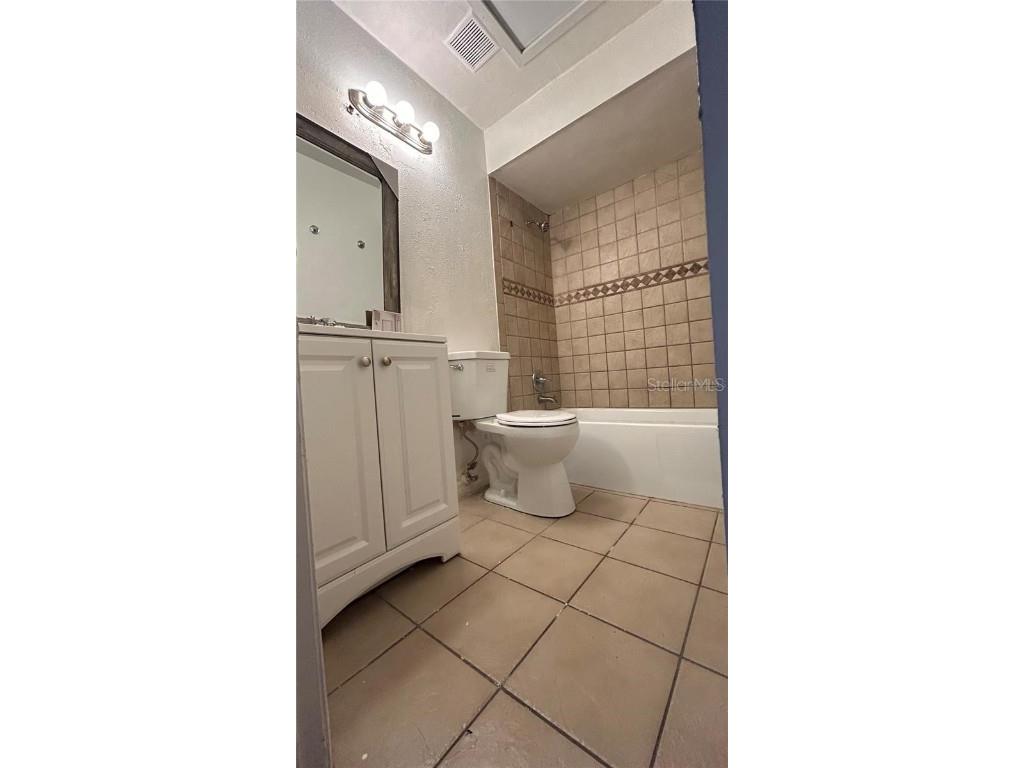 2235 Silver Pines Place #401 Orlando FL 32808 O6311879 image12