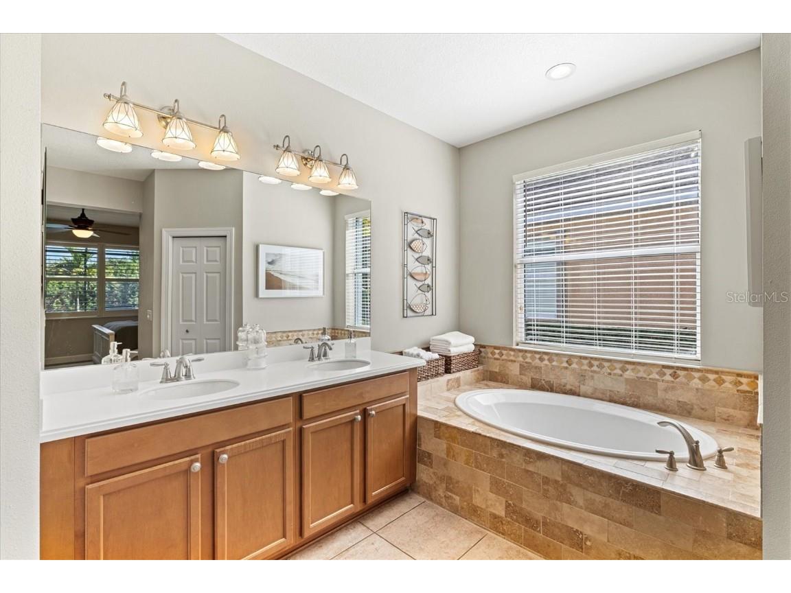 2235 Terracina Drive Venice FL 34292 A4675458 image25