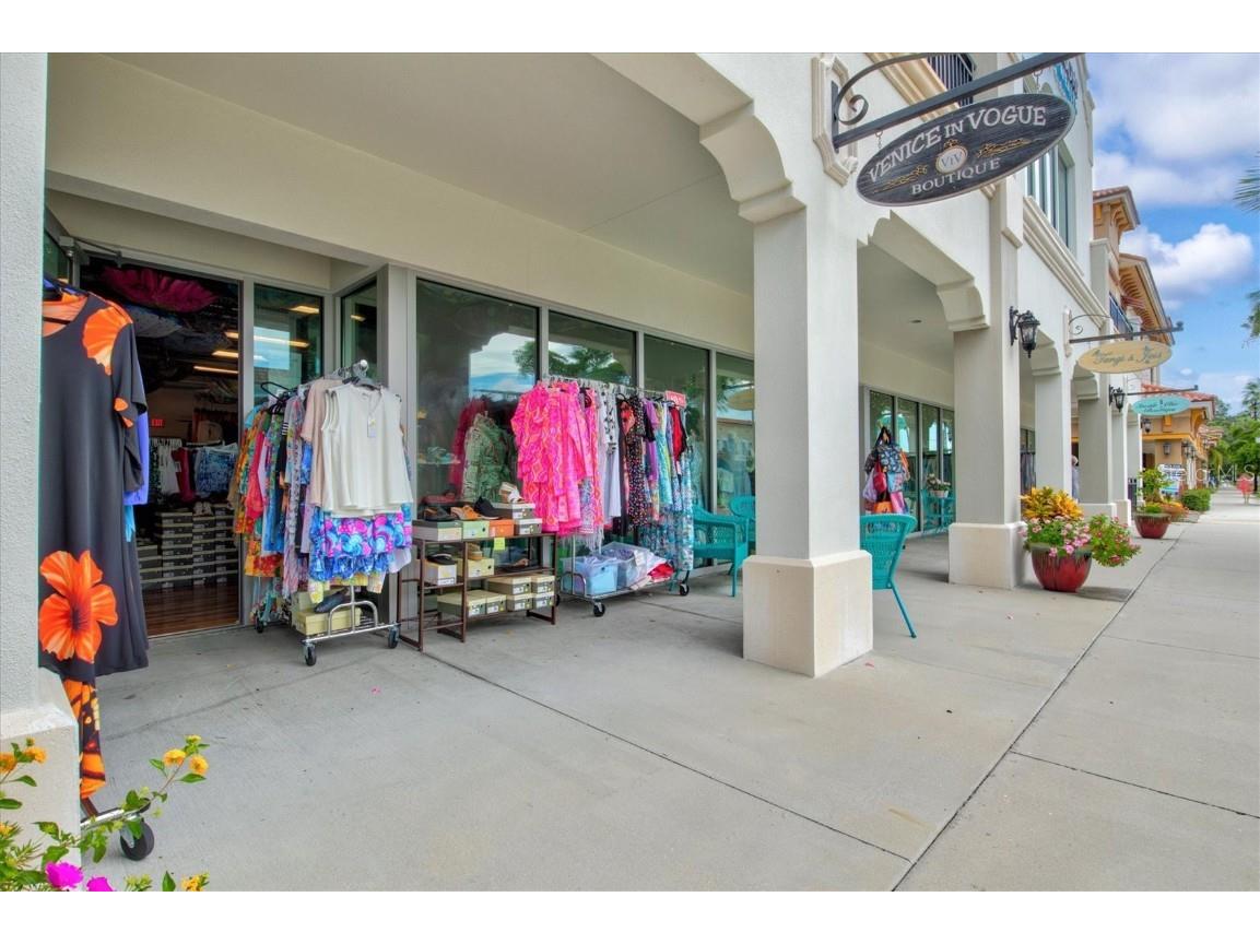 2235 Terracina Drive Venice FL 34292 A4675458 image55