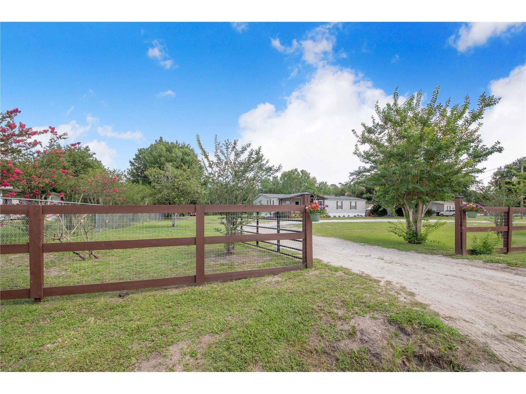 2236 1/2 Ellie Road Auburndale FL 33823 P4938882 image3