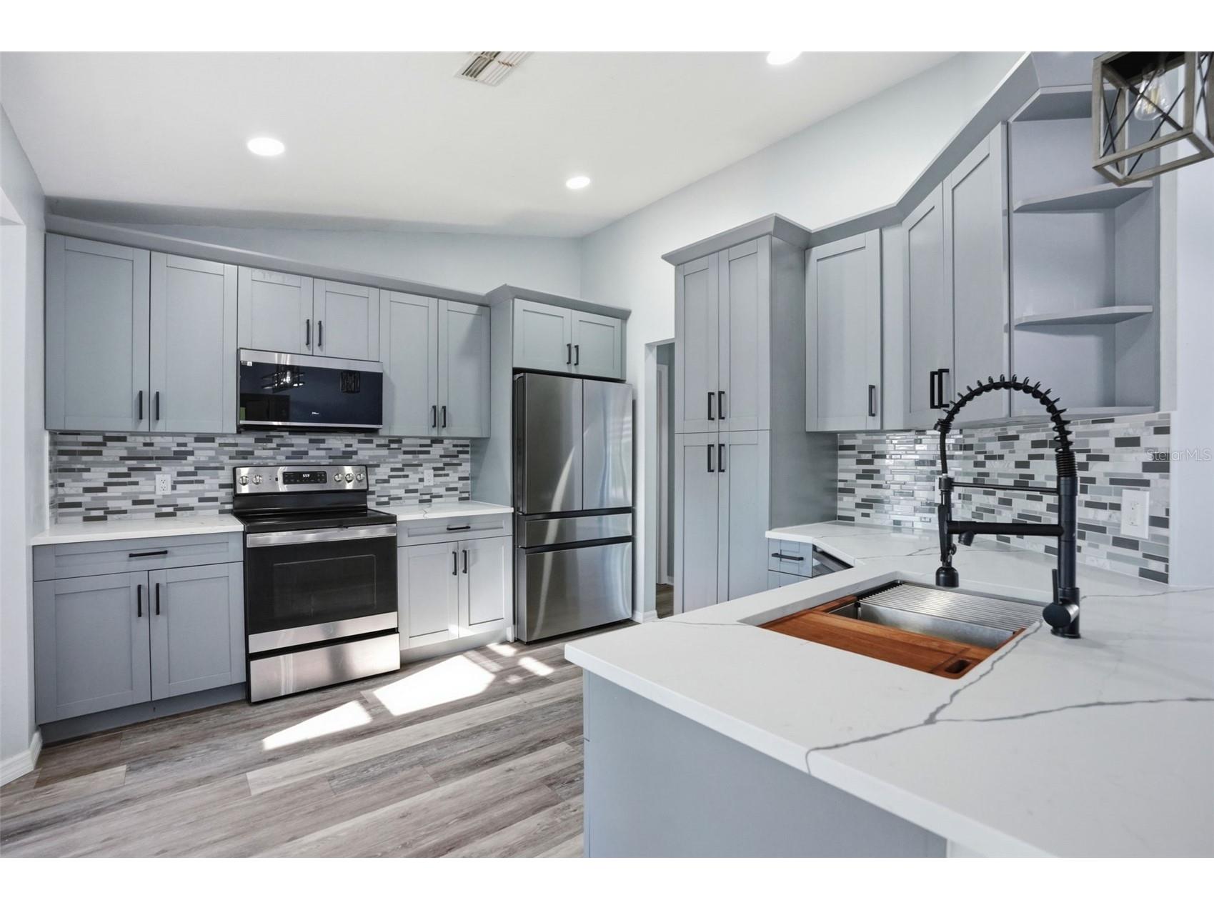 2263 Deborah Dr Spring Hill FL 34609 TB8508793 image8