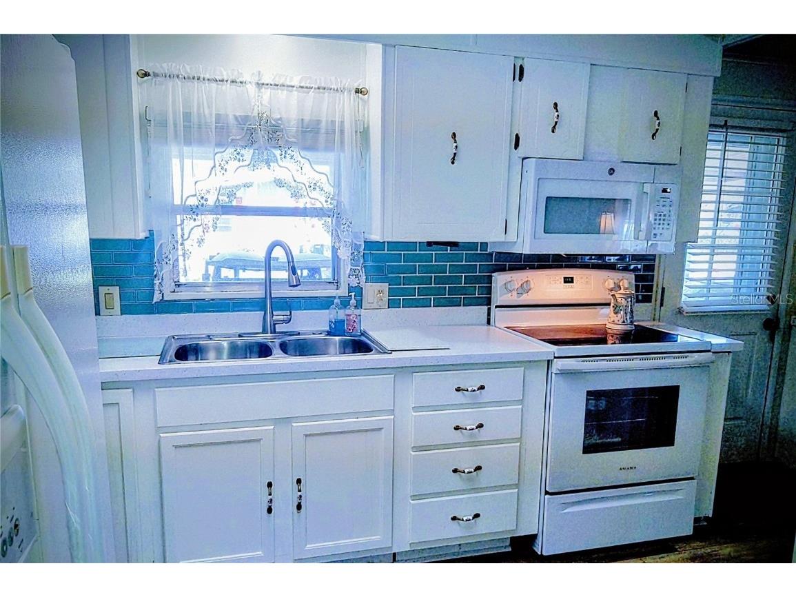 2236 Evergreen Circle #GE Zellwood FL 32798 - LAKE COHEN AND LAKE GRASSMERE O6357260 image8