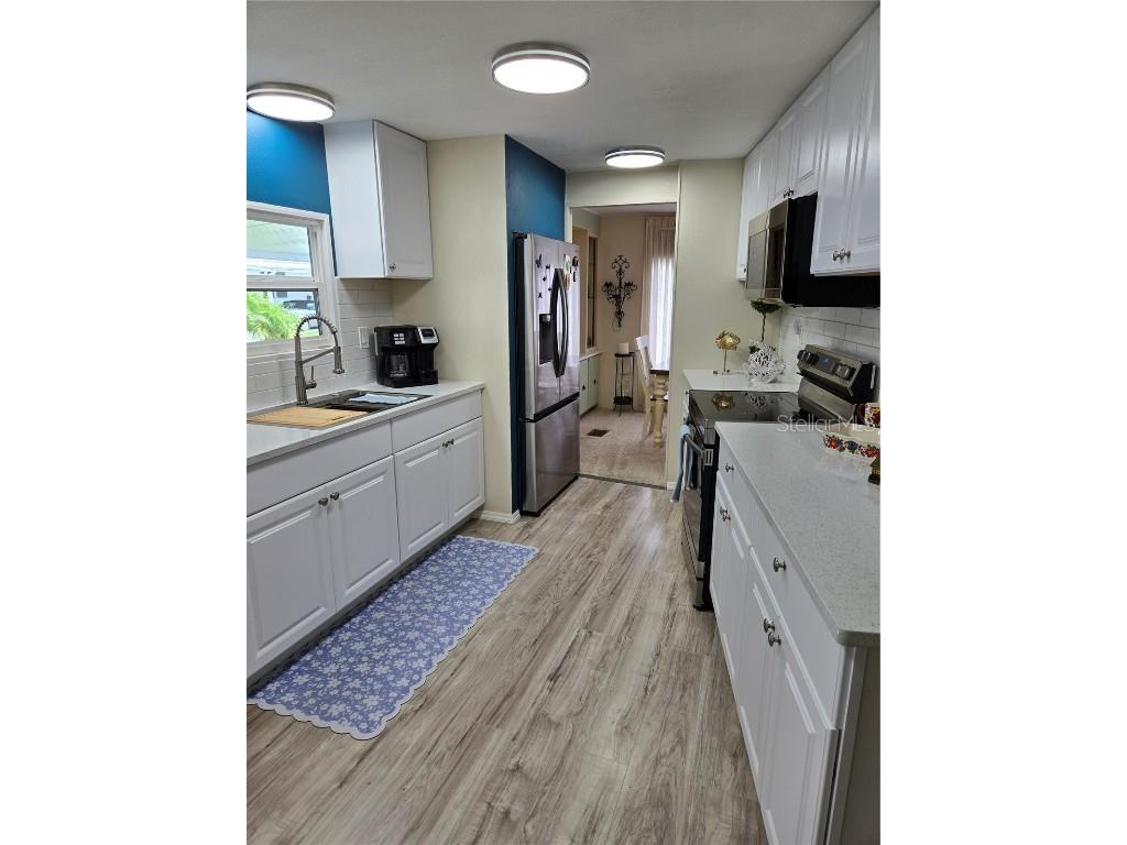 2236 Gondola Drive Sarasota FL 34238 A4657808 image3