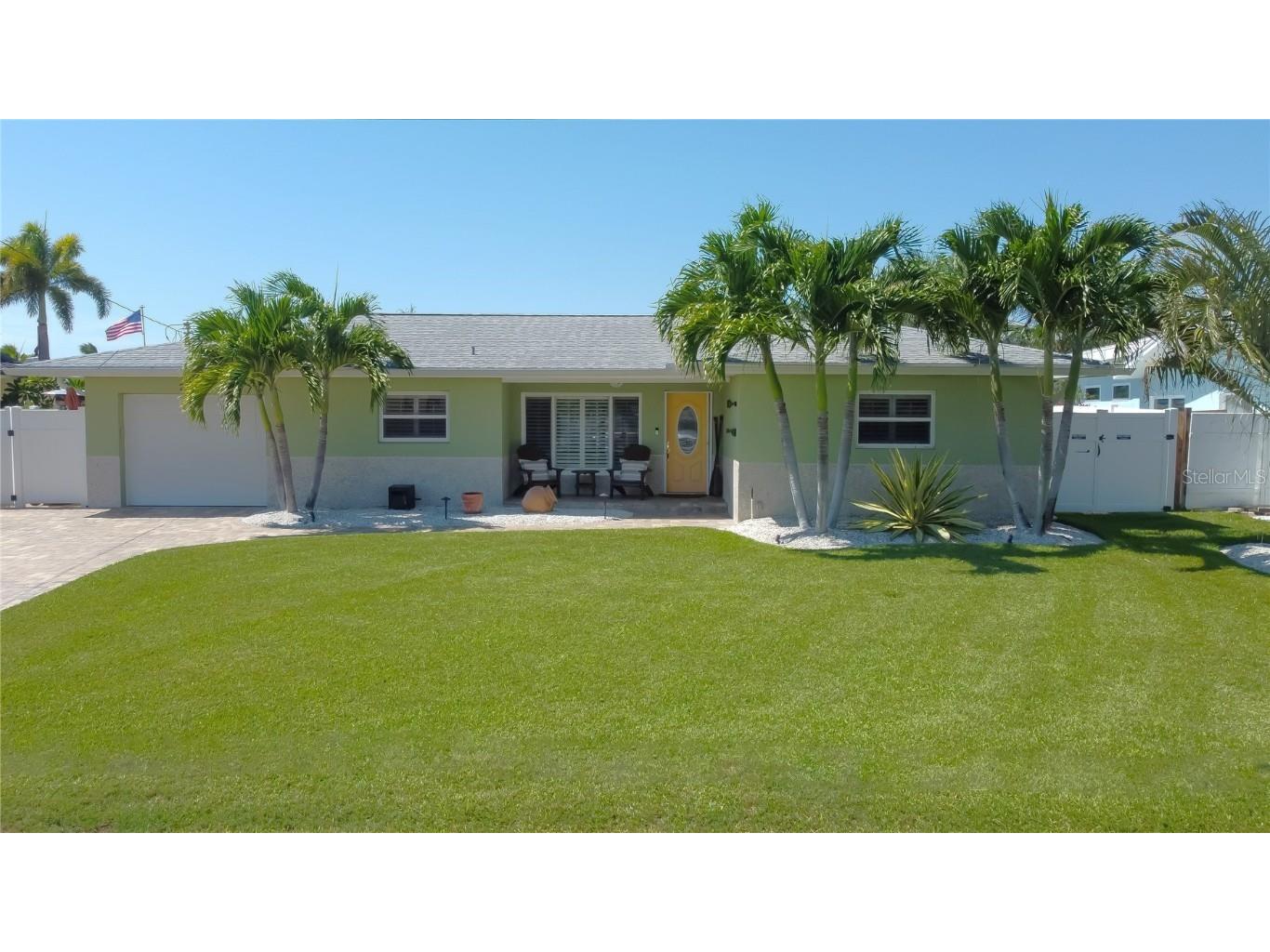 2236 Lagoon Drive Dunedin FL 34698 U8214888 image1
