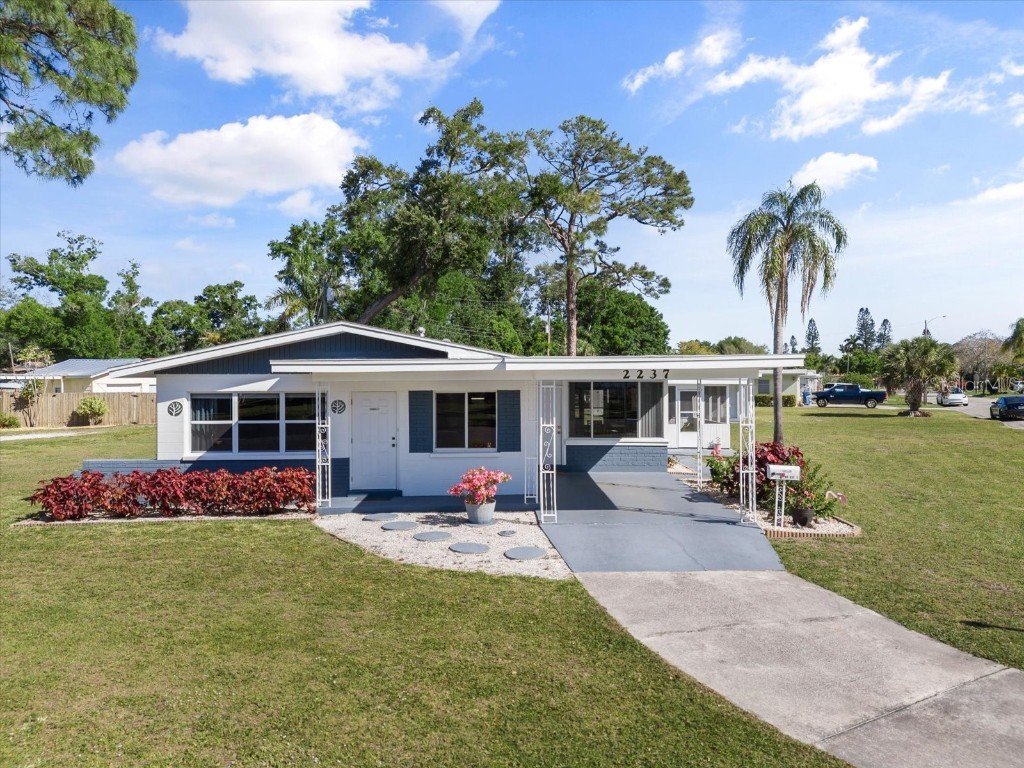 2237 2nd Avenue E Bradenton FL 34208 A4607714 image1