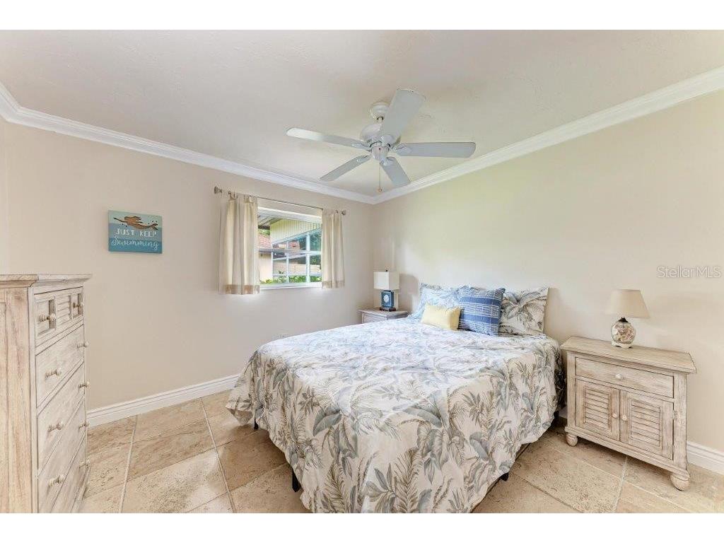 2237 Circlewood Drive #18 Sarasota FL 34231 A4670012 image17