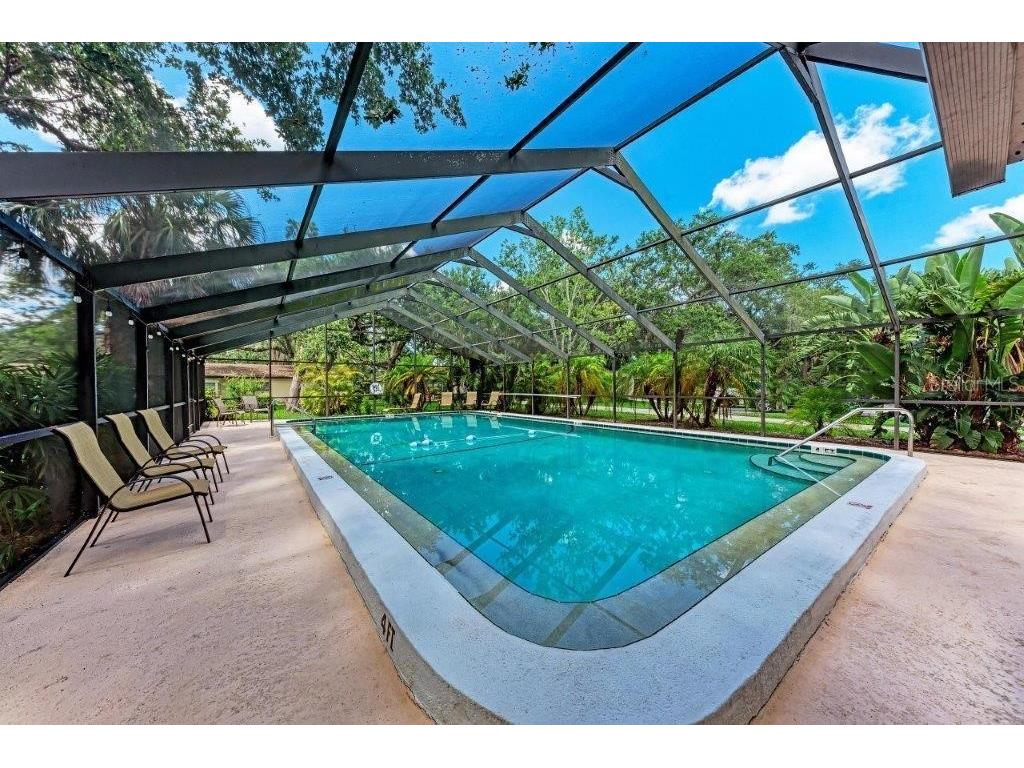 2237 Circlewood Drive #18 Sarasota FL 34231 A4670012 image28