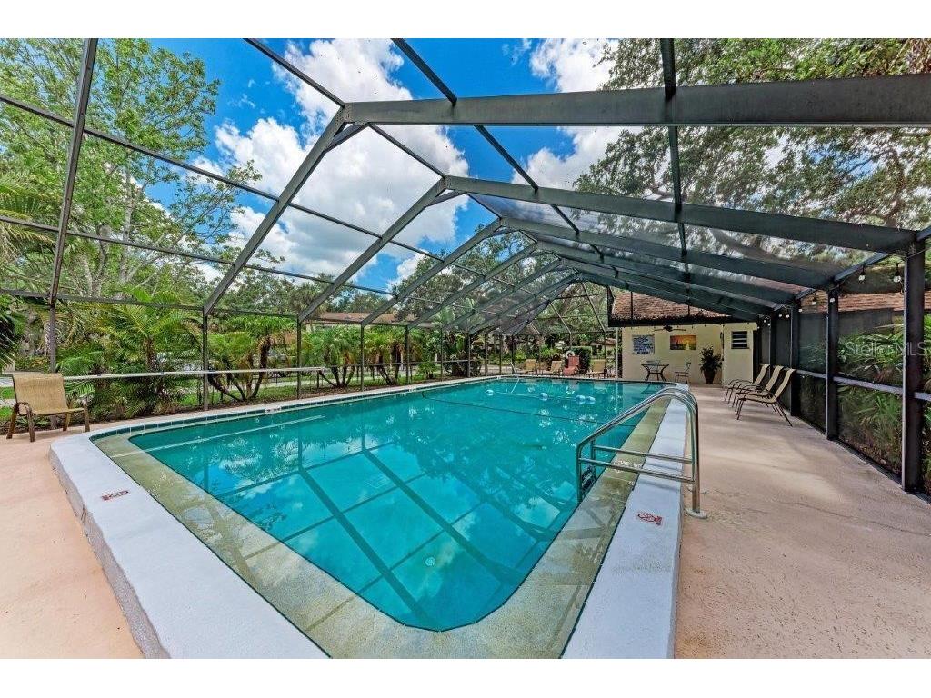 2237 Circlewood Drive #18 Sarasota FL 34231 A4670012 image29