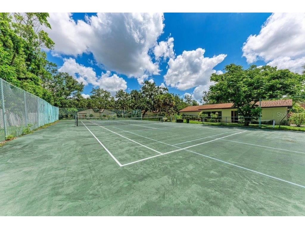 2237 Circlewood Drive #18 Sarasota FL 34231 A4670012 image30
