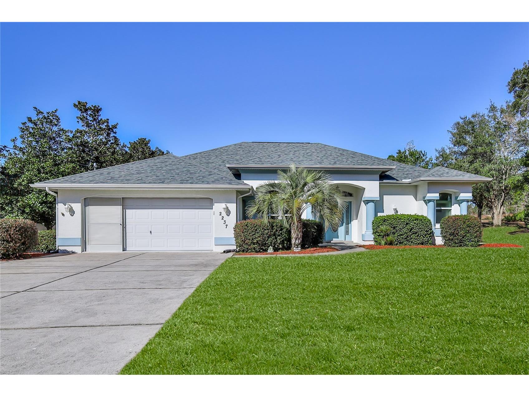 2237 Claremont Lane Spring Hill FL 34609 W7882556 image1