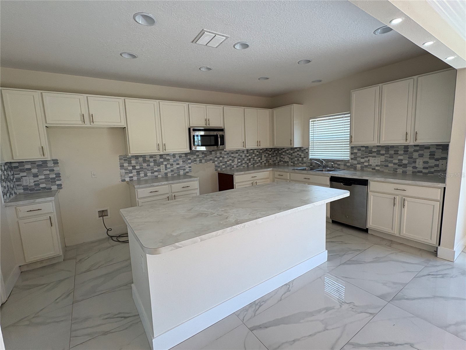 2237 Cypress Lake Place Kissimmee FL 34758 S5147565 image6